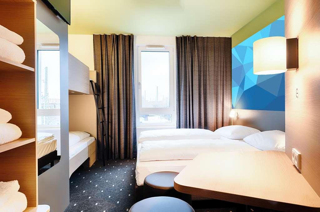B&B Hotel Villingen-Schwenningen Quarto foto