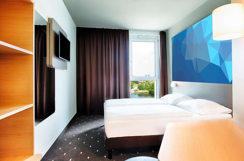 B&B Hotel Villingen-Schwenningen Quarto foto