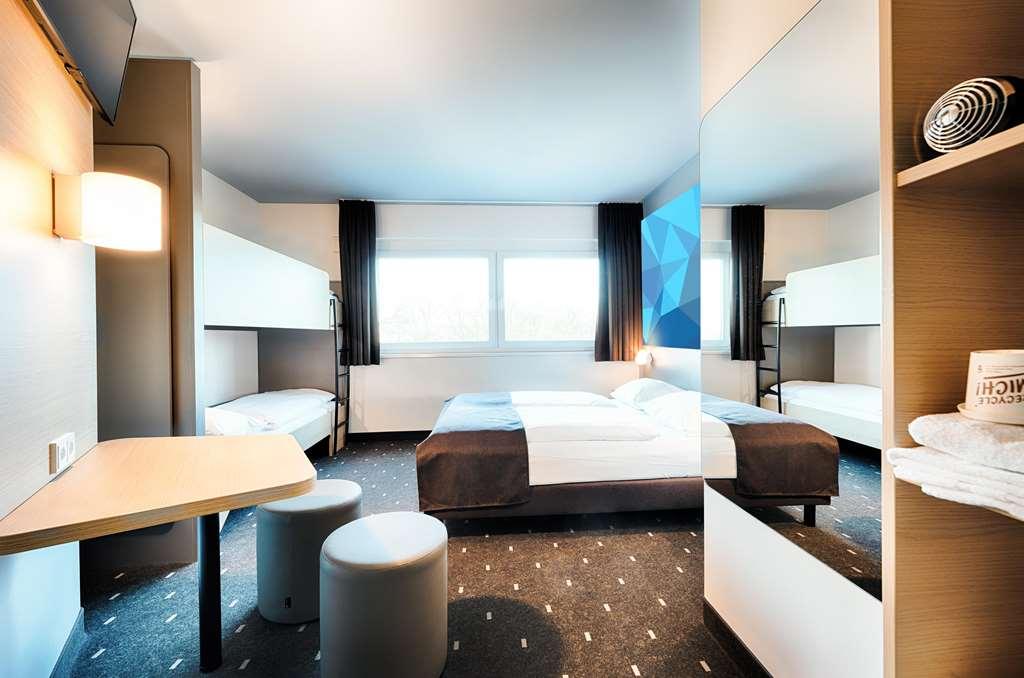 B&B Hotel Villingen-Schwenningen Quarto foto