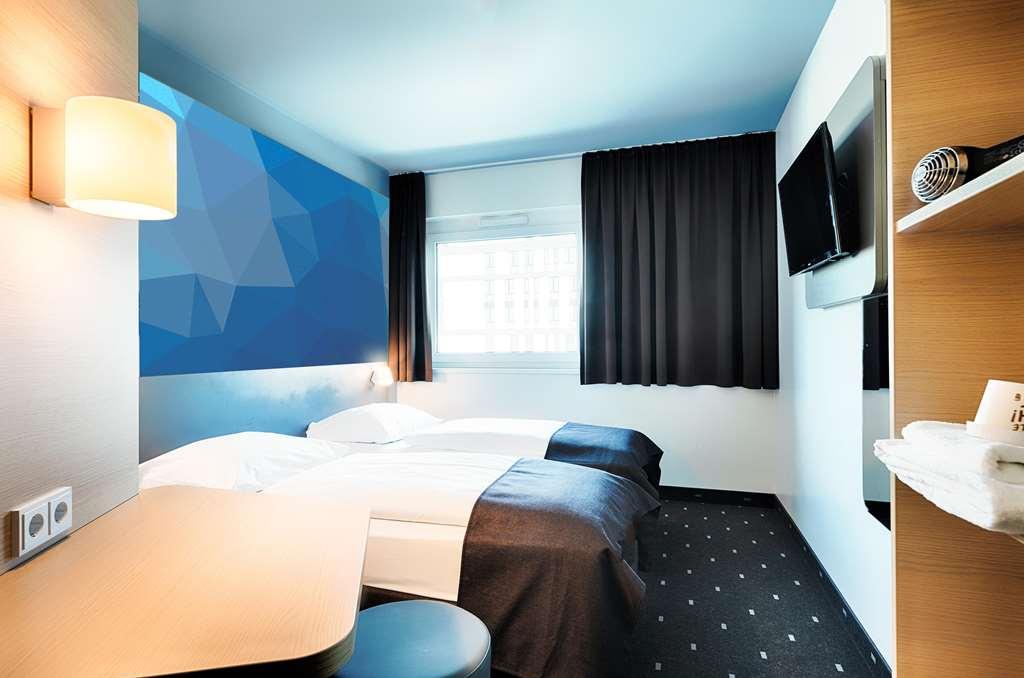 B&B Hotel Villingen-Schwenningen Quarto foto