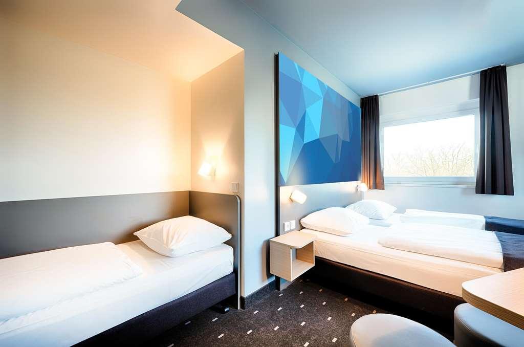 B&B Hotel Villingen-Schwenningen Quarto foto