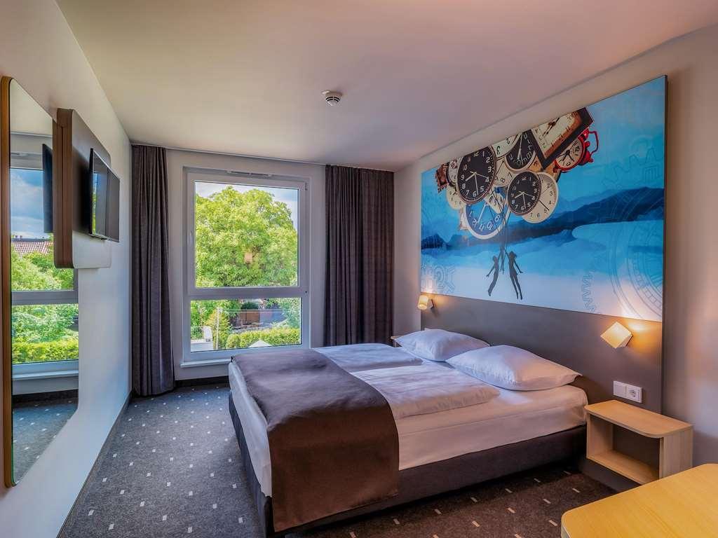 B&B Hotel Villingen-Schwenningen Quarto foto